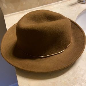 Women's hat.